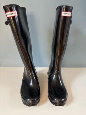 Hunter Black Gloss Tall Rain Boots
